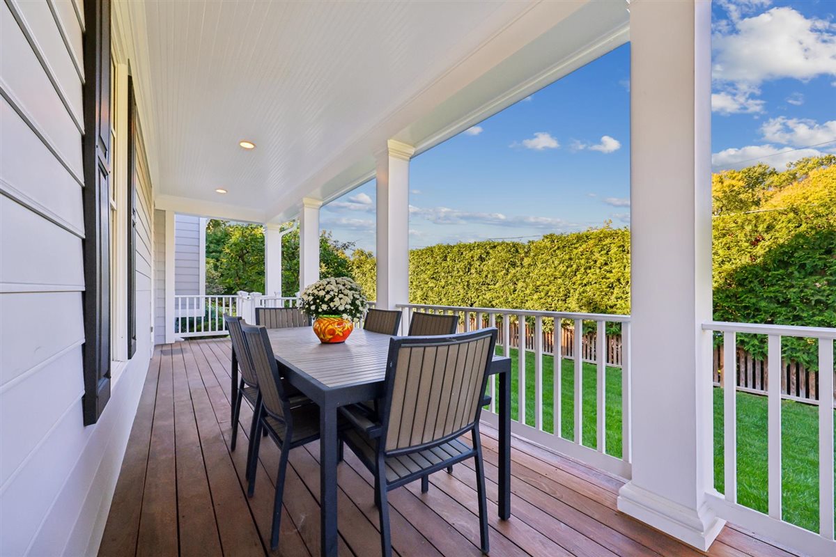6012 Walhonding Road Bethesda, MD 20816 - Photo 5 of 59 Gallery Image 5