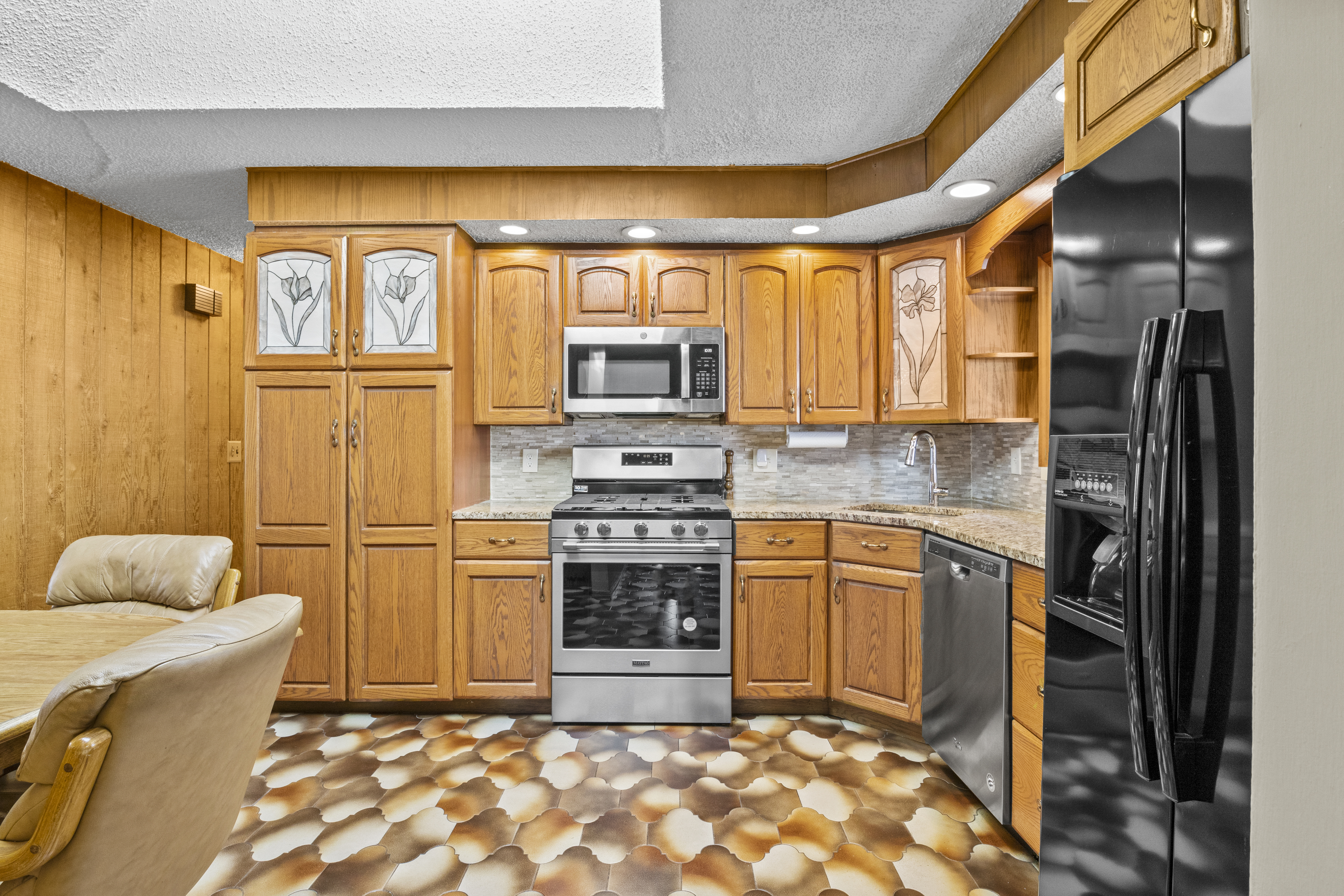 114 Greencroft Avenue Staten Island, NY 10308 - Photo 12 of 30