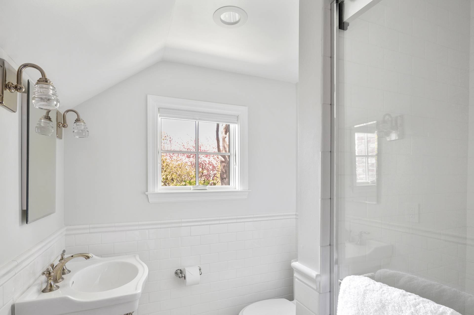 89 Cobb Road Water Mill, NY 11976 - Photo 27 of 48