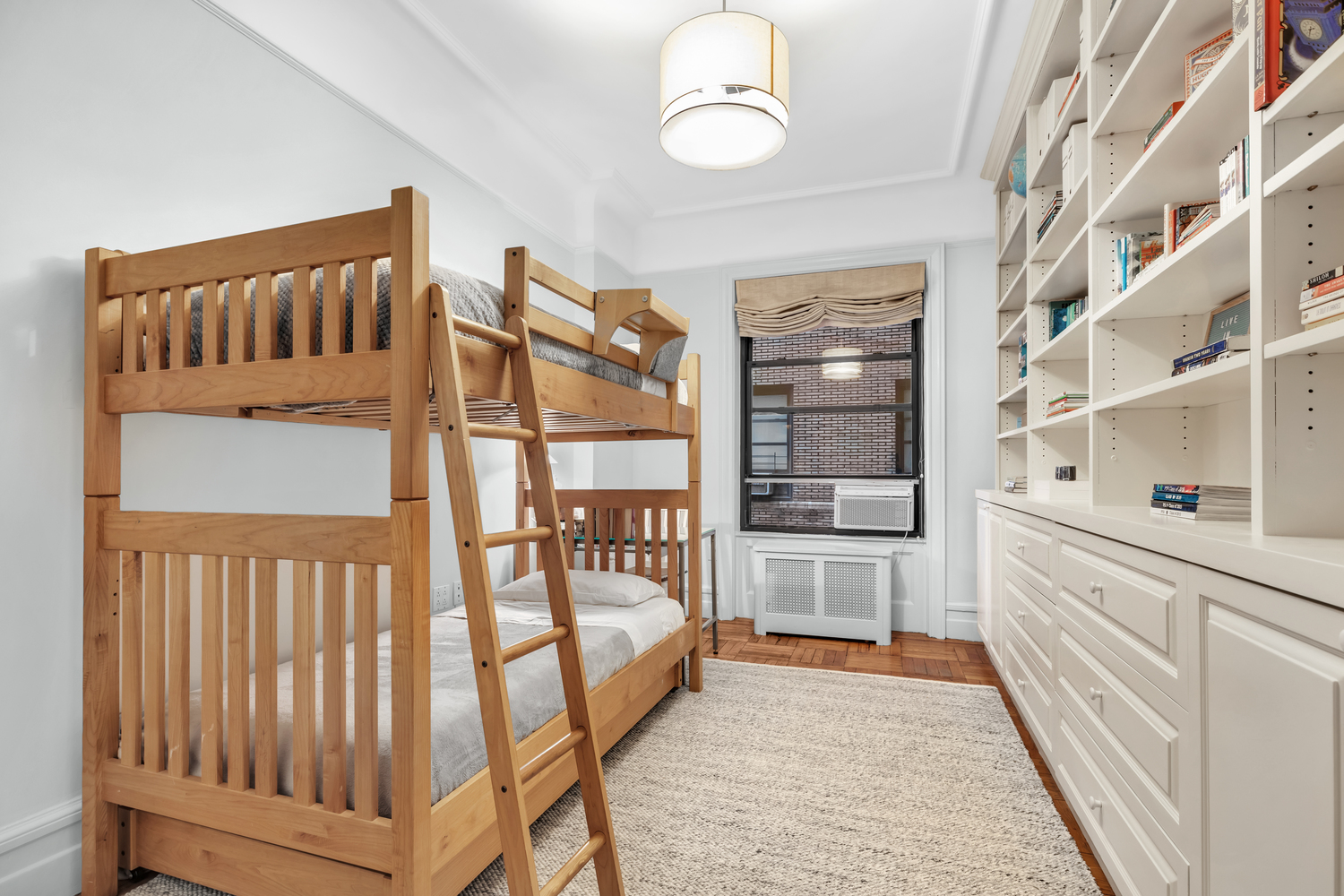 490 West End Avenue, Unit 4E Manhattan, NY 10024 - Photo 8 of 14