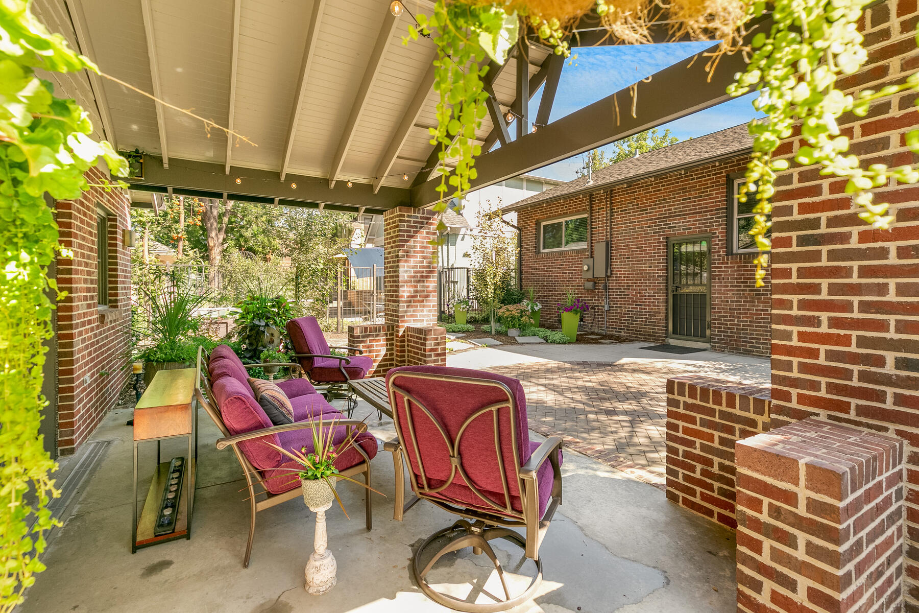 2025 Grape Street Denver, CO 80207 - Photo 22 of 23