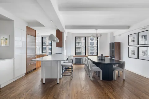 $2,250,000 | 308 East 79th Street, Unit 13EF | Upper East Side
