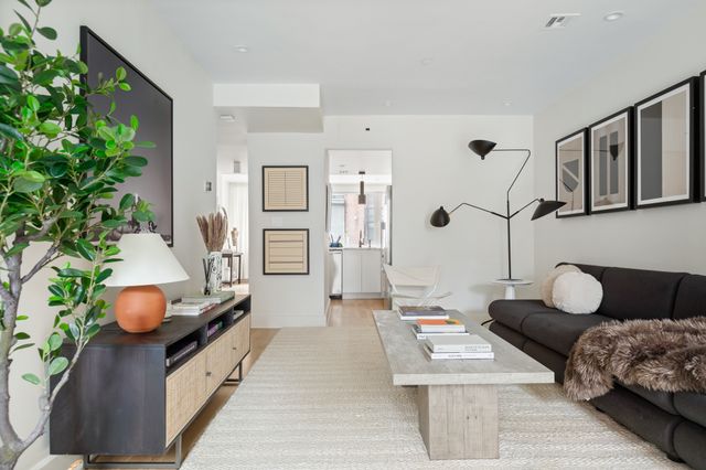 395 South 2nd Street, Unit 1 Brooklyn, NY 11211 - Photo 2 of 14