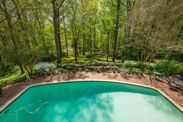 $2,400,000 | 11304 Skipwith Lane, Potomac, MD 20854