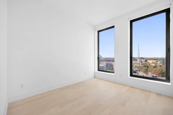 $8,000 | 111 Montgomery Street, Unit 12L | Crown Heights