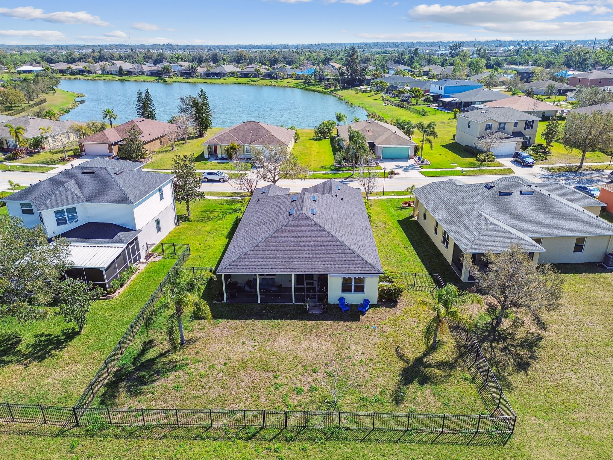 5108 Butterfly Shell Drive Apollo Beach, FL 33572 - Photo 7 of 46