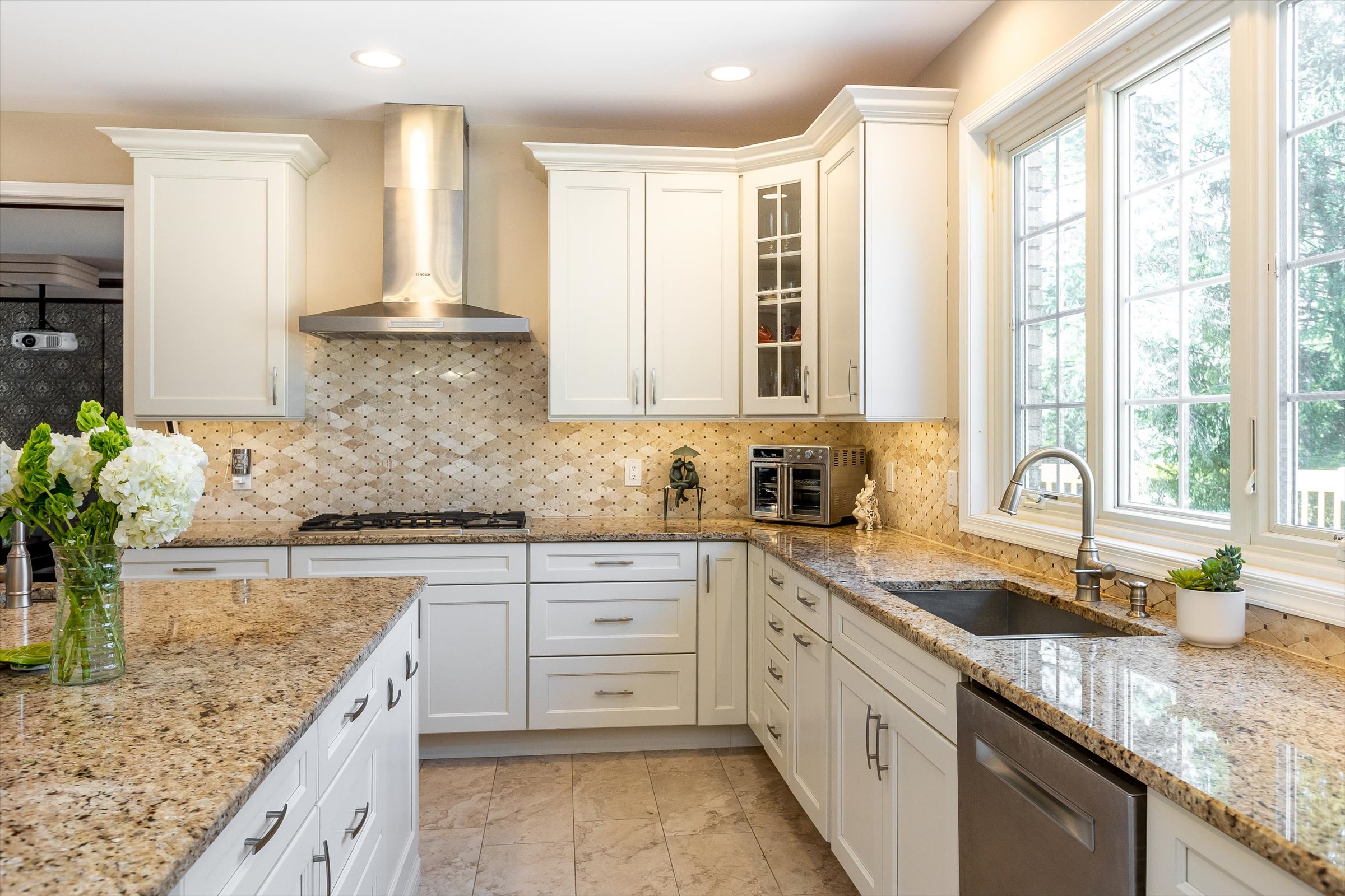 26 Mountain Ridge Drive Livingston, NJ 07039 - Photo 14 of 43