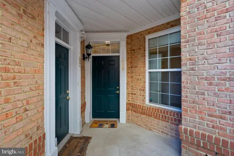 $335,000 | 20365 Belmont Park Terrace, Unit 108, Ashburn, VA 20147