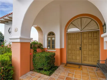 $1,575,000 | 1 Via La Cima, Rancho Palos Verdes, CA 90275