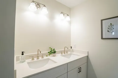 $424,000 | 13 Suffolk Road, Unit 4, Concord, NH 03303