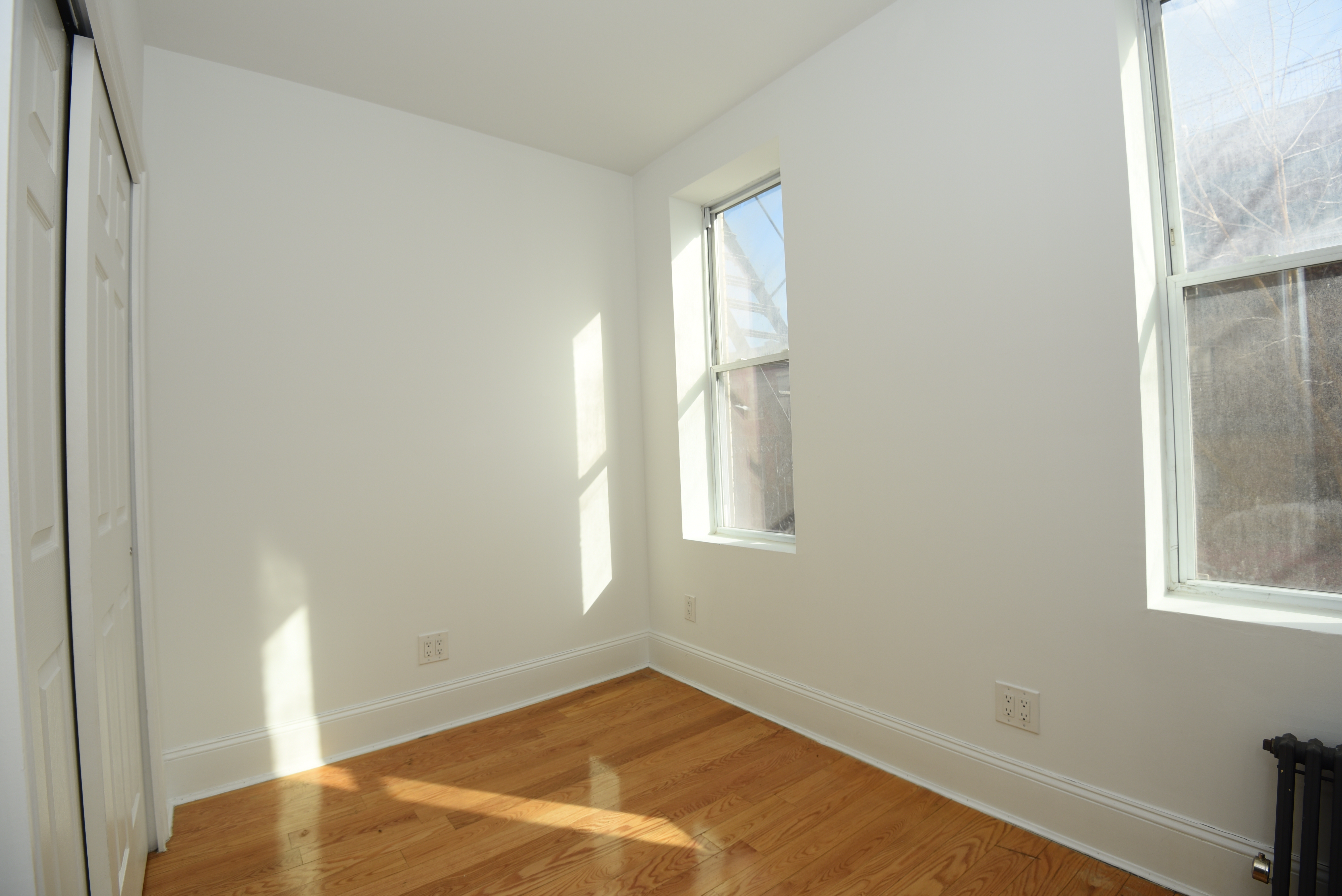 442 Lorimer Street, Unit 24 Brooklyn, NY 11206 - Photo 8 of 9