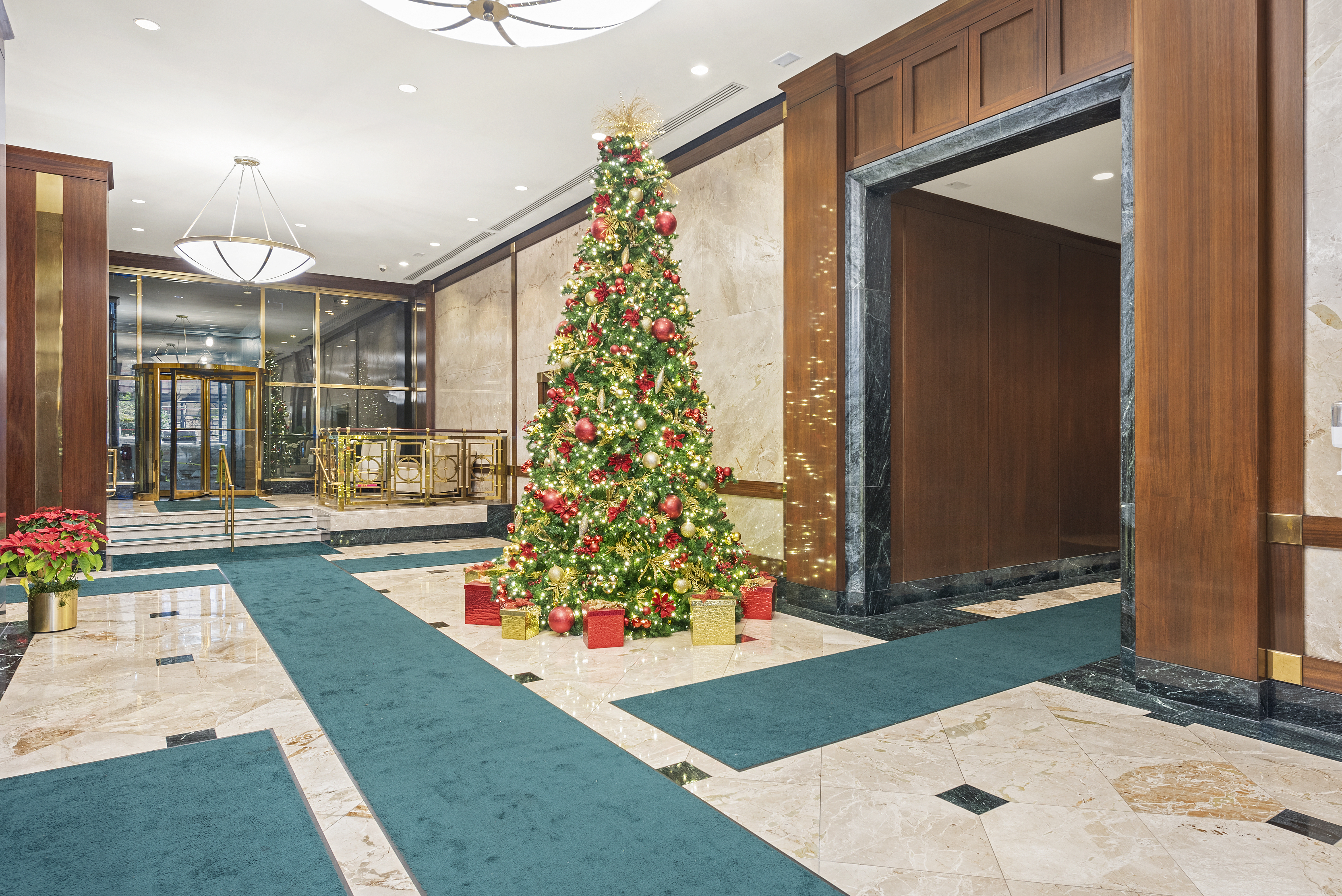 200 East 69th Street, Unit 2U Manhattan, NY 10021 - Photo 7 of 10