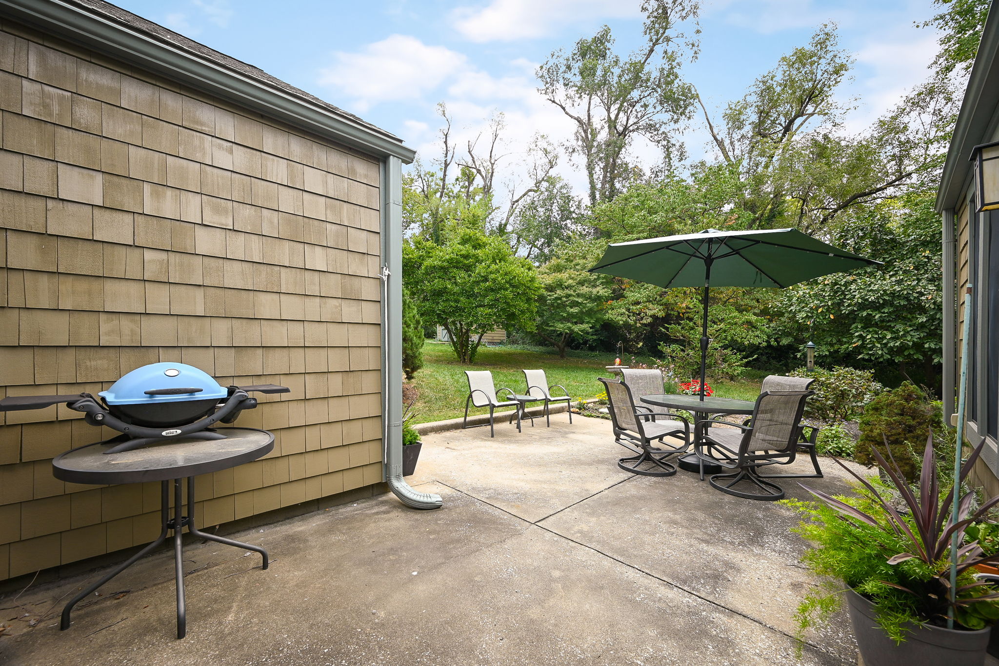 8501 Riley Street Overland Park, KS 66212 - Photo 15 of 25