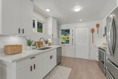 $1,450,000 | 3622 A Maunalei Avenue, Honolulu, HI 96816