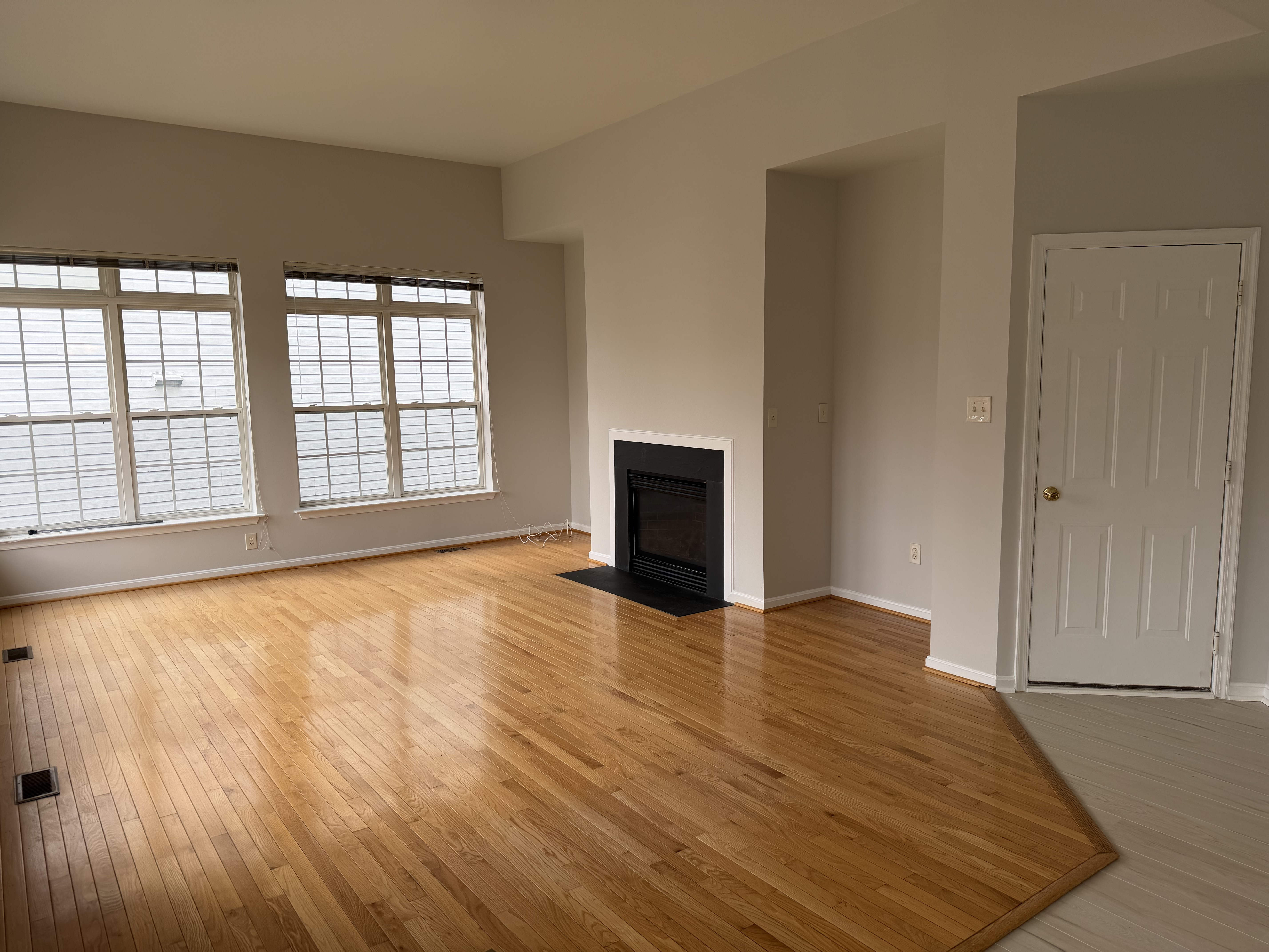 18015 Coachmans Road Germantown, MD 20874 - Photo 9 of 34 Gallery Image 9