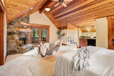 $3,395,000 | 8401 Jake Teeter Drive, Truckee, CA 96161