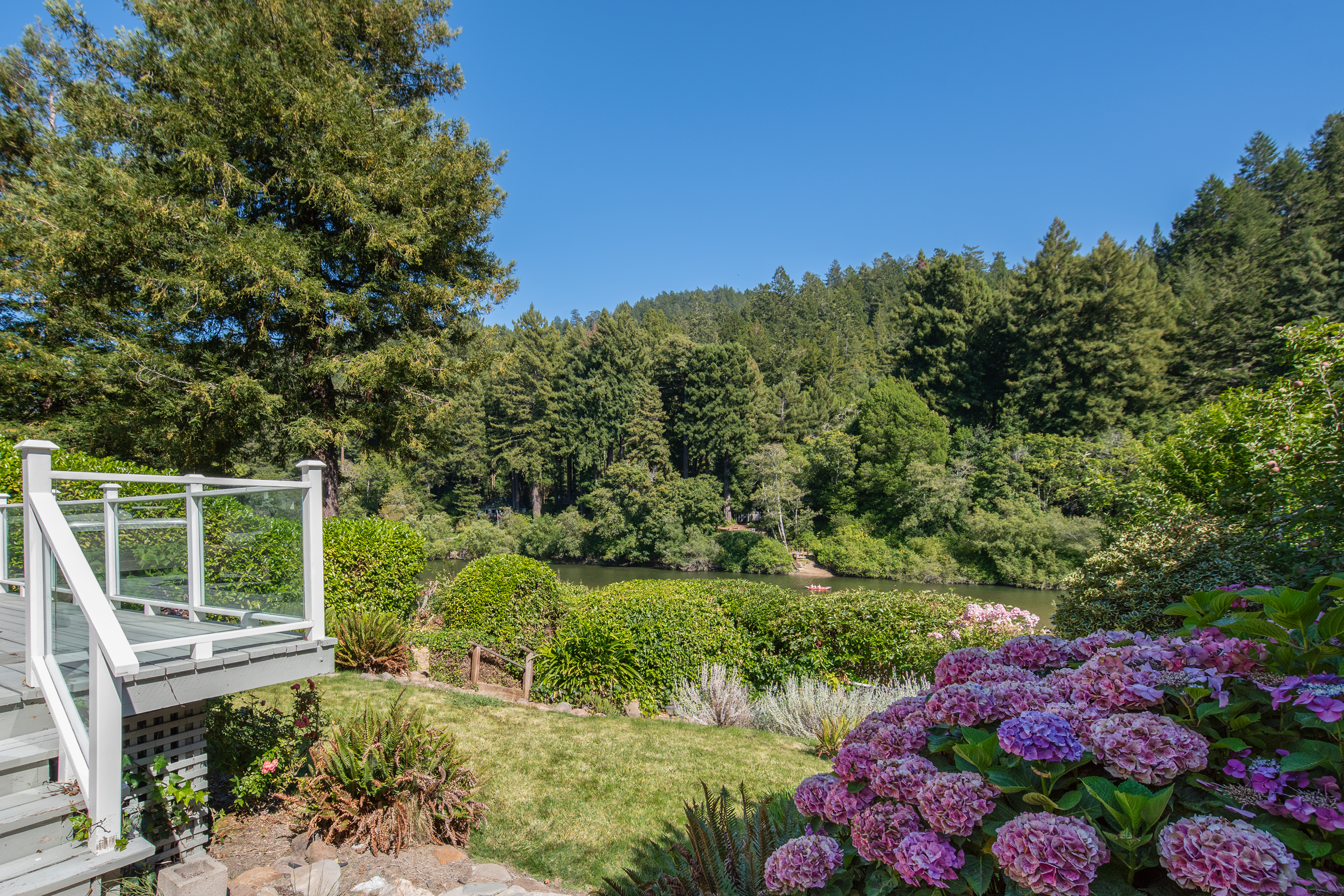 22753 Sylvan Way Monte Rio, CA 95462 - Photo 16 of 31 Gallery Image 16