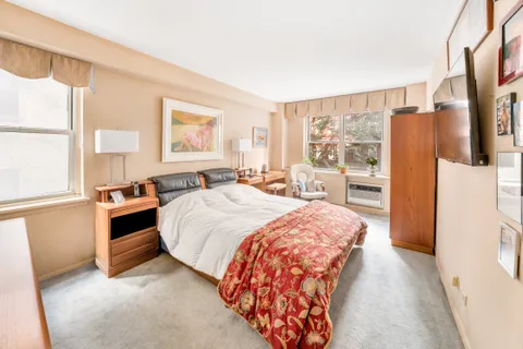 $1,695,000 | 80 East End Avenue, Unit 3HJ | Upper East Side