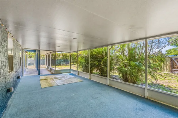 $460,000 | 1202 Southeast Madison Avenue, Stuart, FL 34996