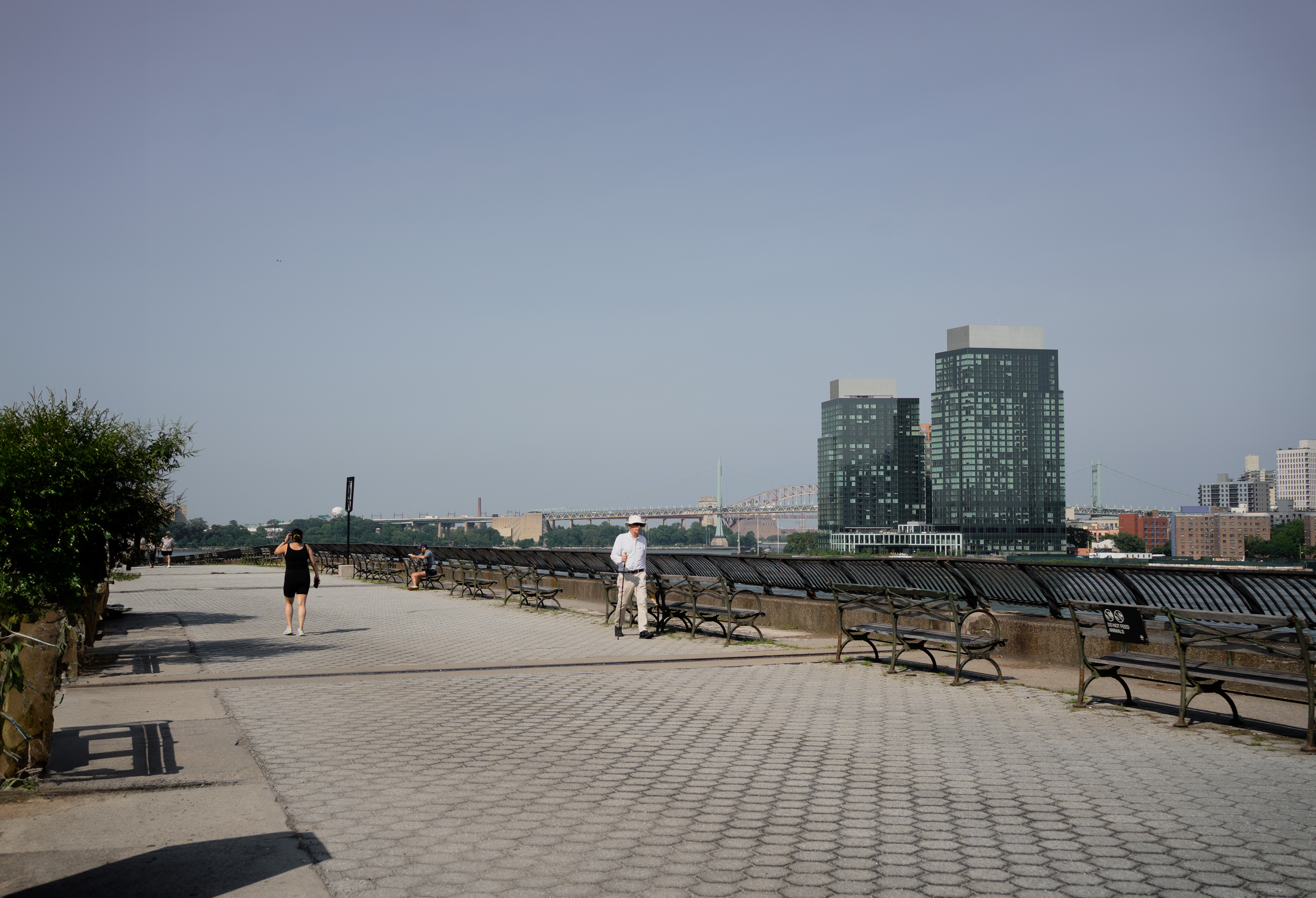 512 East 83rd Street, Unit D4 Manhattan, NY 10028 - Photo 20 of 21 a view of a city