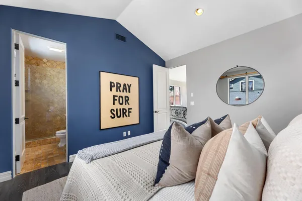 $4,600,000 | 2516 Walnut Avenue, Manhattan Beach, CA 90266