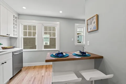 $699,000 | 44-46 Woods Avenue, Unit 44, Somerville, MA 02144