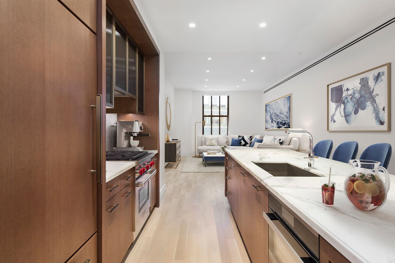 100 Barclay Street, Unit 17H Manhattan, NY 10007 - Photo 4 of 11