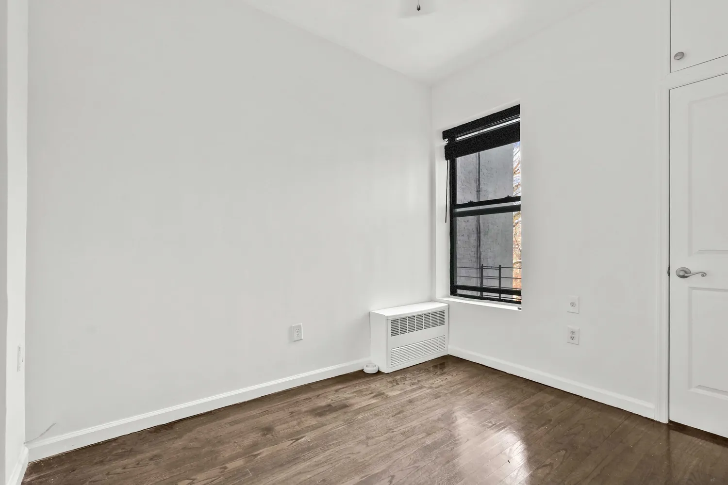 $3,200 | 273 Albany Avenue, Unit 3B | Crown Heights
