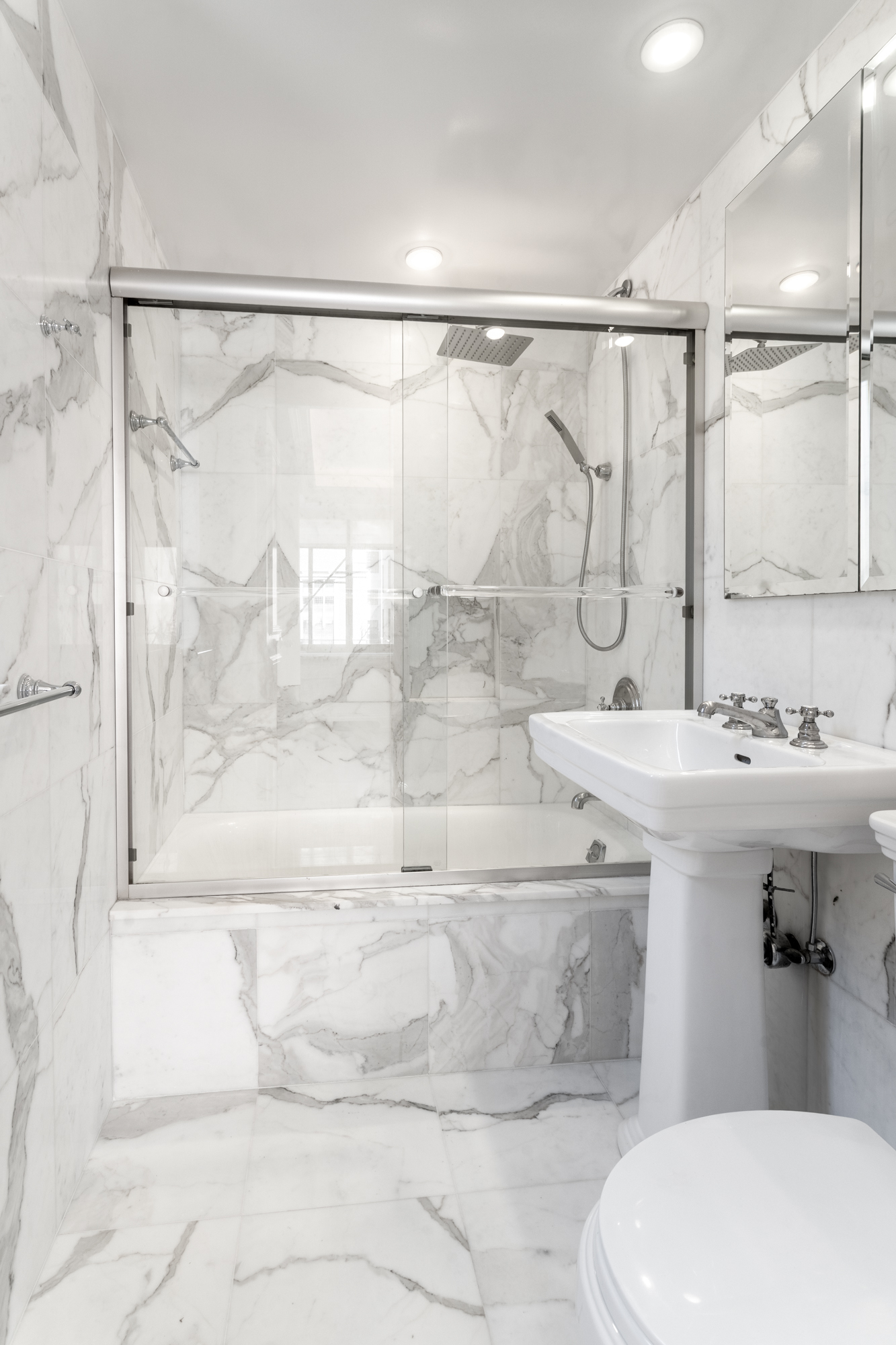 715 Park Avenue, Unit 6D Manhattan, NY 10021 - Photo 12 of 16