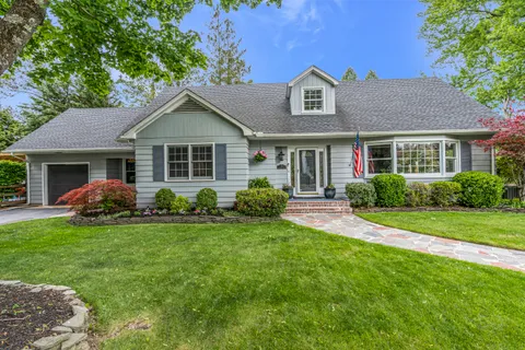 $835,000 | 717 Hawthorne Avenue, Bridgewater, NJ 08805