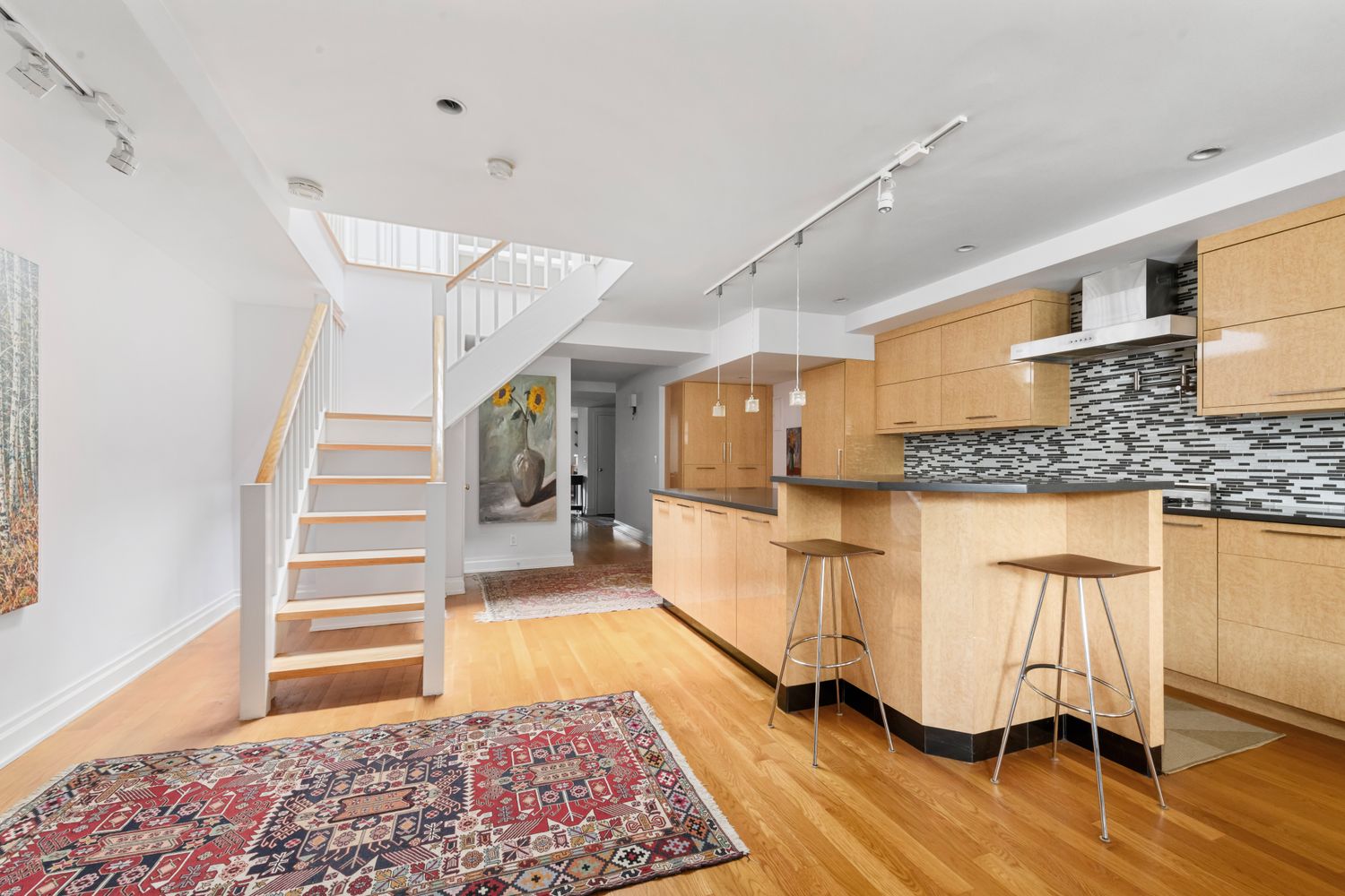 $2,728,000 | 57 East 75th Street, Unit PH5 | Lenox Hill