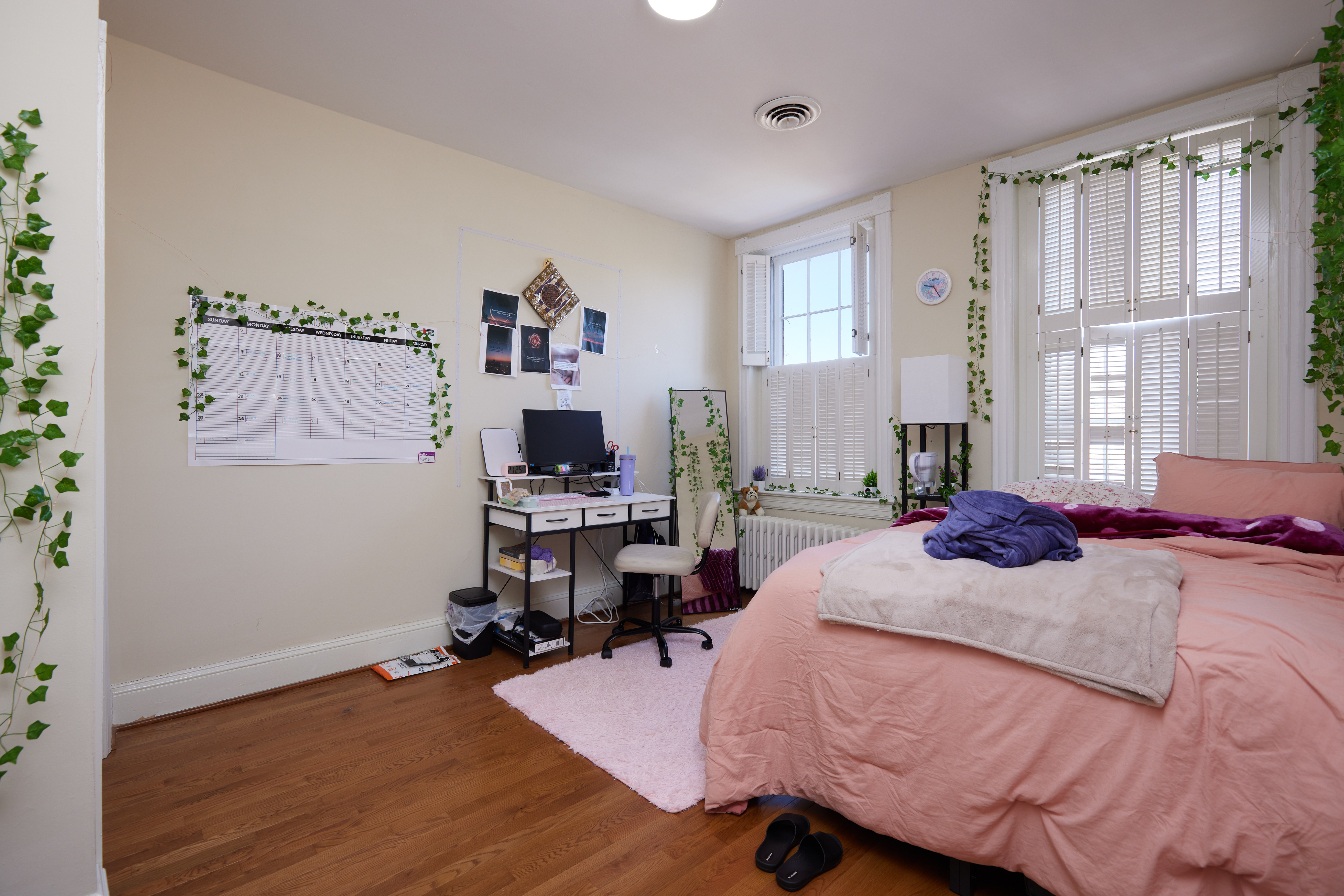 3420 R Street Northwest Washington, DC 20007 - Photo 32 of 53 a bedroom with a bed furniture and a window