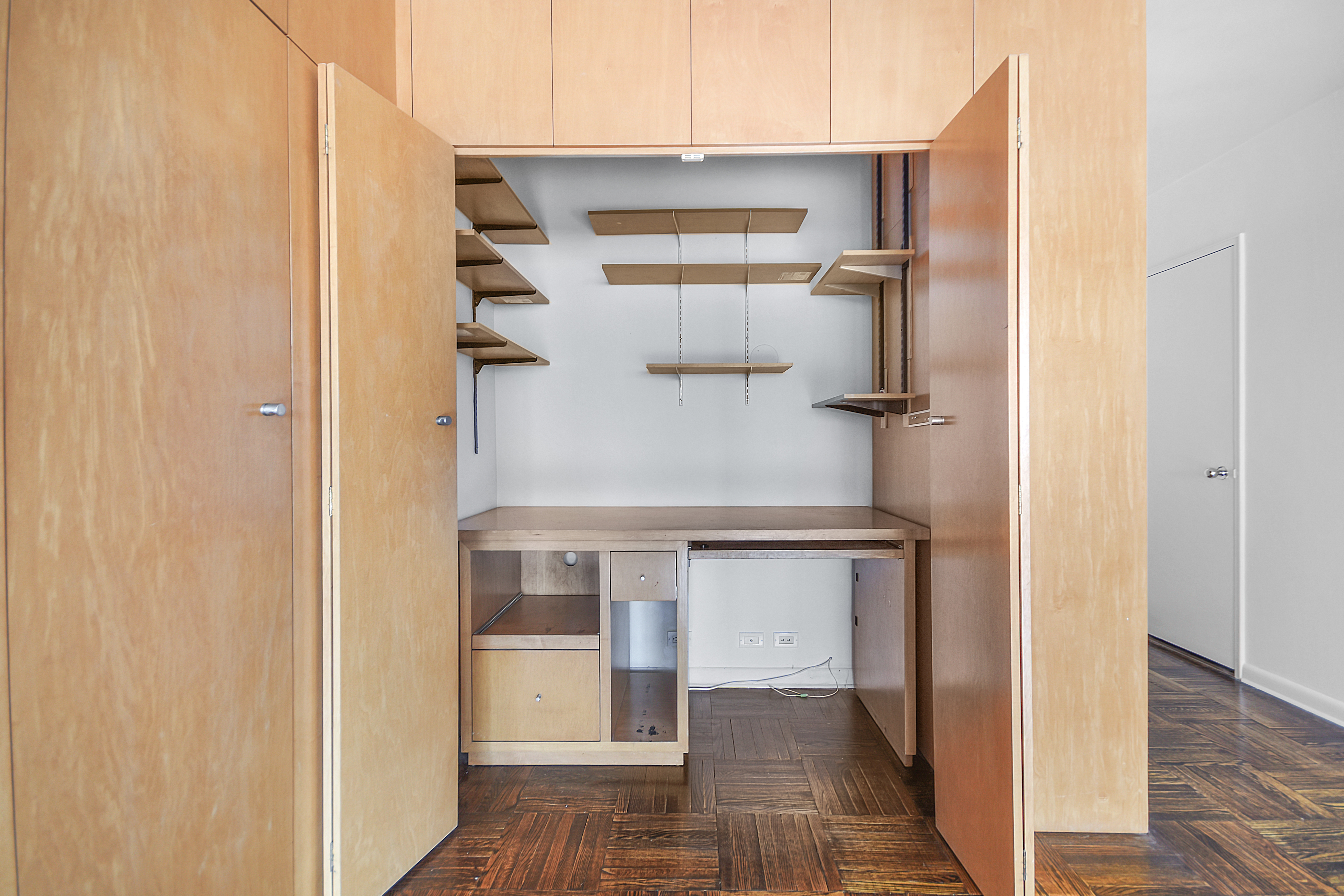 411 East 53rd Street, Unit 12K Manhattan, NY 10022 - Photo 7 of 10