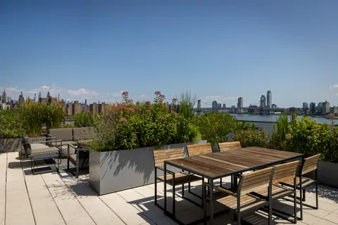 $2,985,000 | 1 John Street, Unit 3C | DUMBO