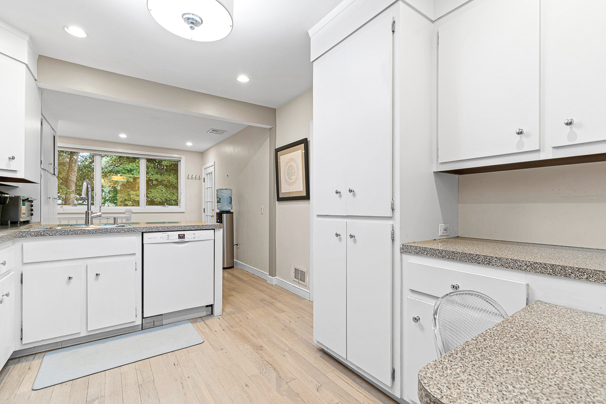 44 Rowena Road Newton Center, MA 02459 - Photo 7 of 16