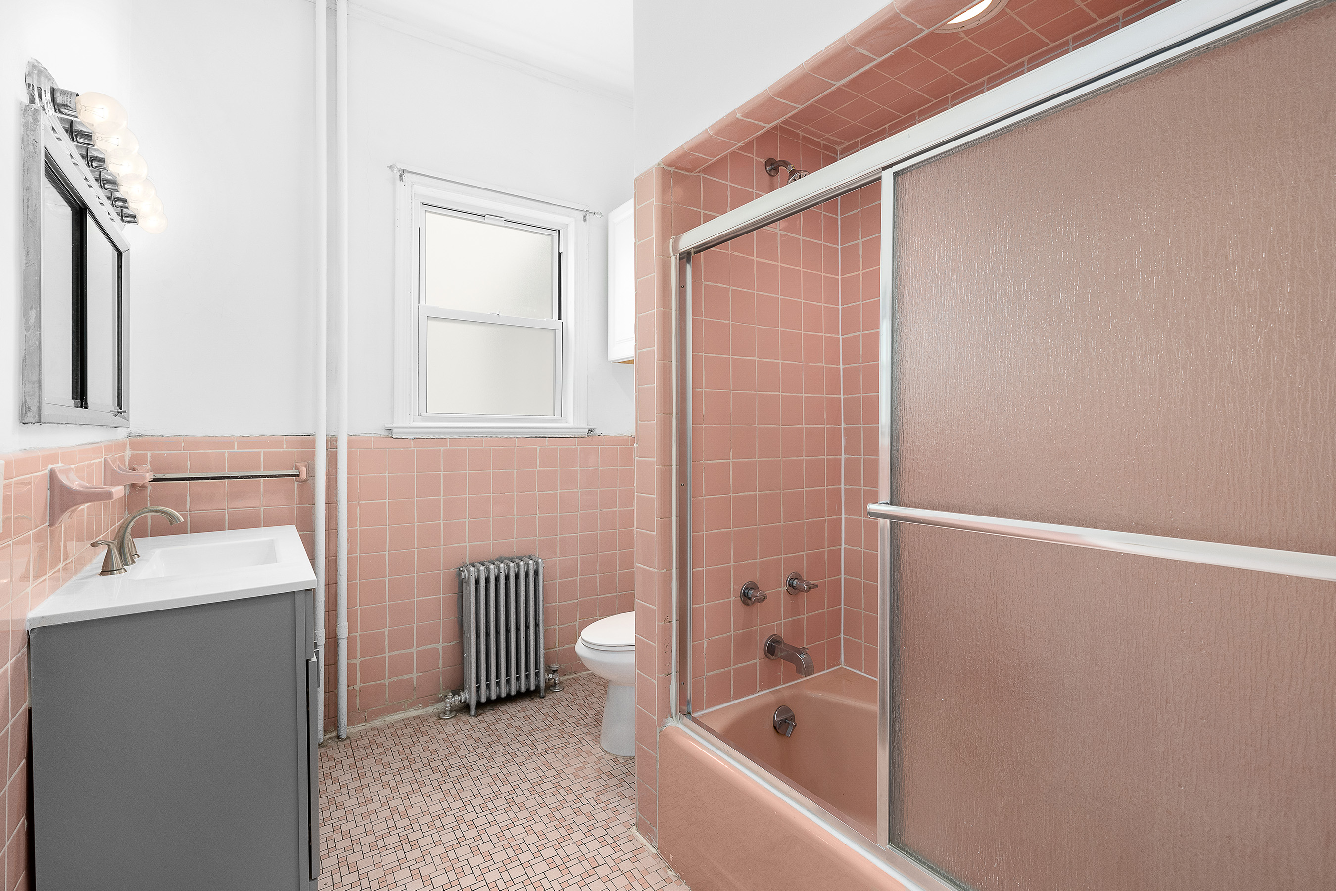 39 Broome Street Brooklyn, NY 11222 - Photo 5 of 16 a bathroom with a bathtub and a sink