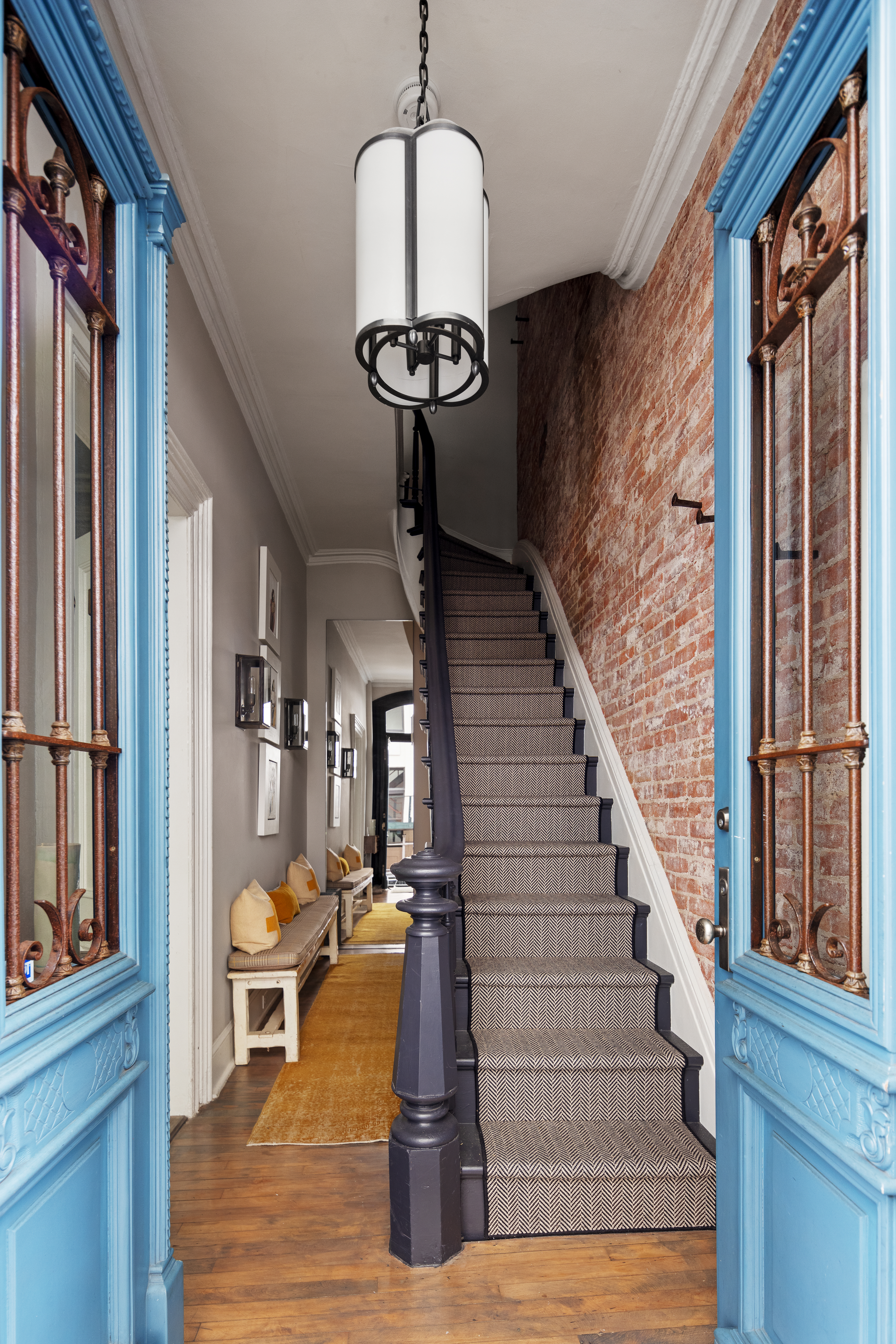 347 West 4th Street Manhattan, NY 10014 - Photo 3 of 22