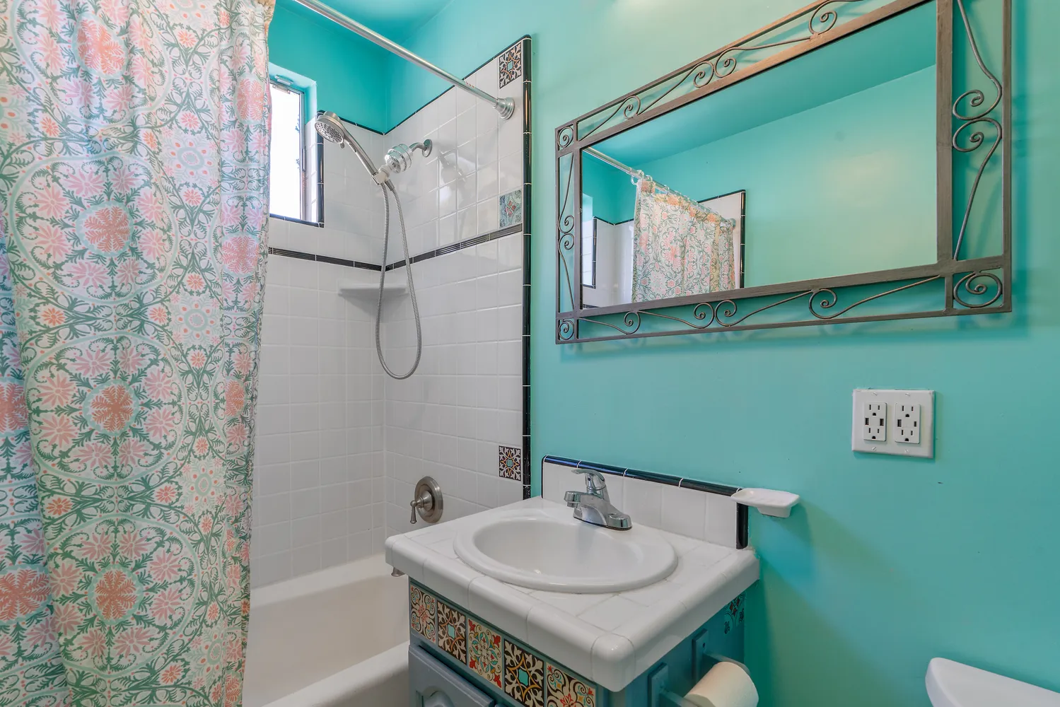 $795,000 | 1924 Cerro Gordo Street, Los Angeles, CA 90026