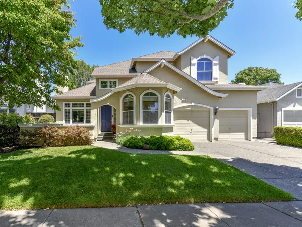 $999,000 | 318 Schiappino Street, Santa Rosa, CA 95409