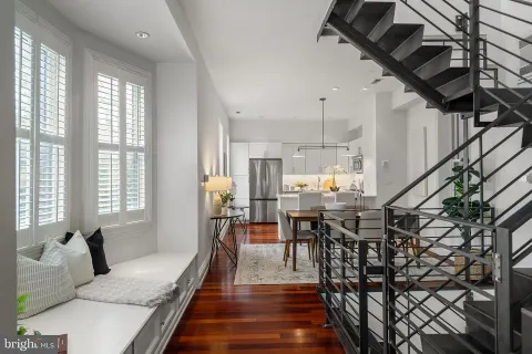 $885,000 | 701 South 6th Street, Philadelphia, PA 19147