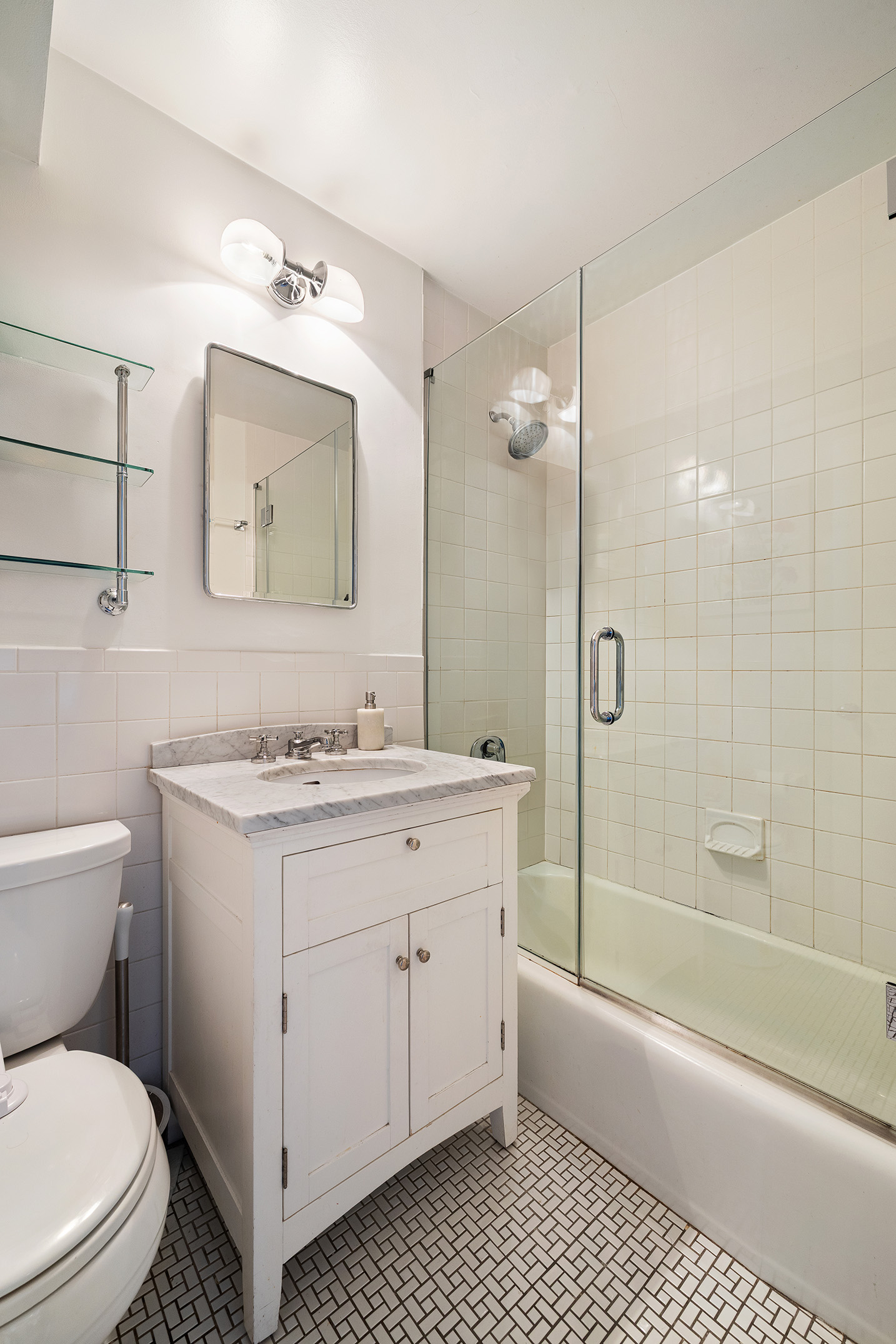 61 Jane Street, Unit 19J Manhattan, NY 10014 - Photo 12 of 16