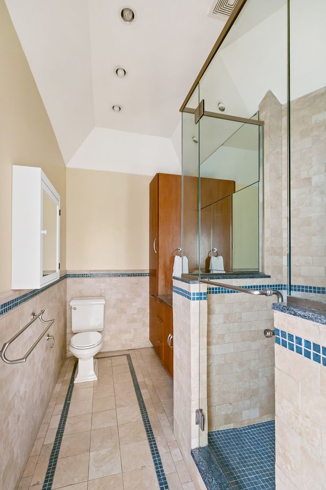 $1,340,000 | 421 East 84th Street, Unit 1R | Upper East Side