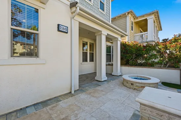 $1,379,000 | 21445 Hayley Lane, Huntington Beach, CA 92646