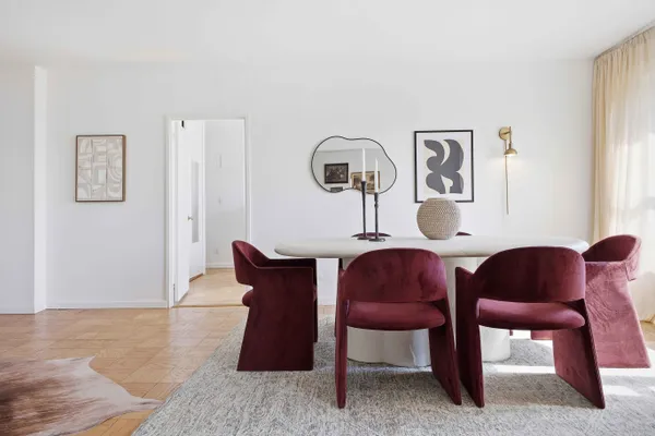 $1,350,000 | 160 East 38th Street, Unit 26FG | Murray Hill