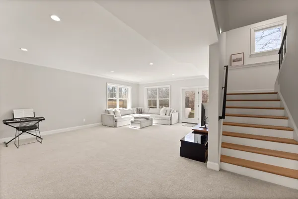 $2,550,000 | 8621 McHenry Street, Vienna, VA 22180