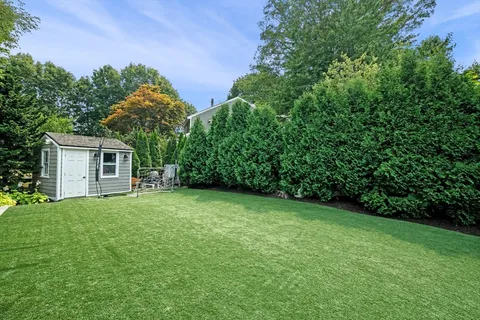 Contact Agent | 59 Harbor Avenue, Marblehead, MA 01945