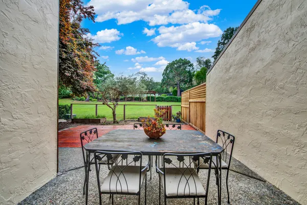 $587,000 | 3161 Valley Green Lane, Napa, CA 94558