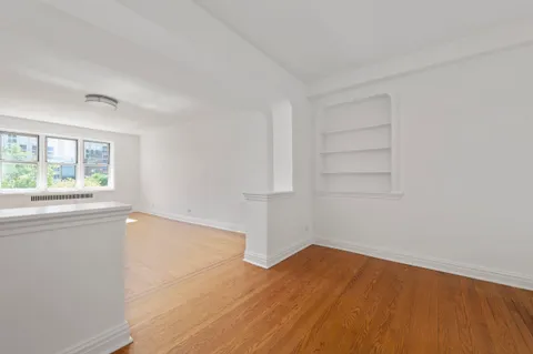 $3,070 | 105-05 69th Avenue, Unit 610 | Rego Park