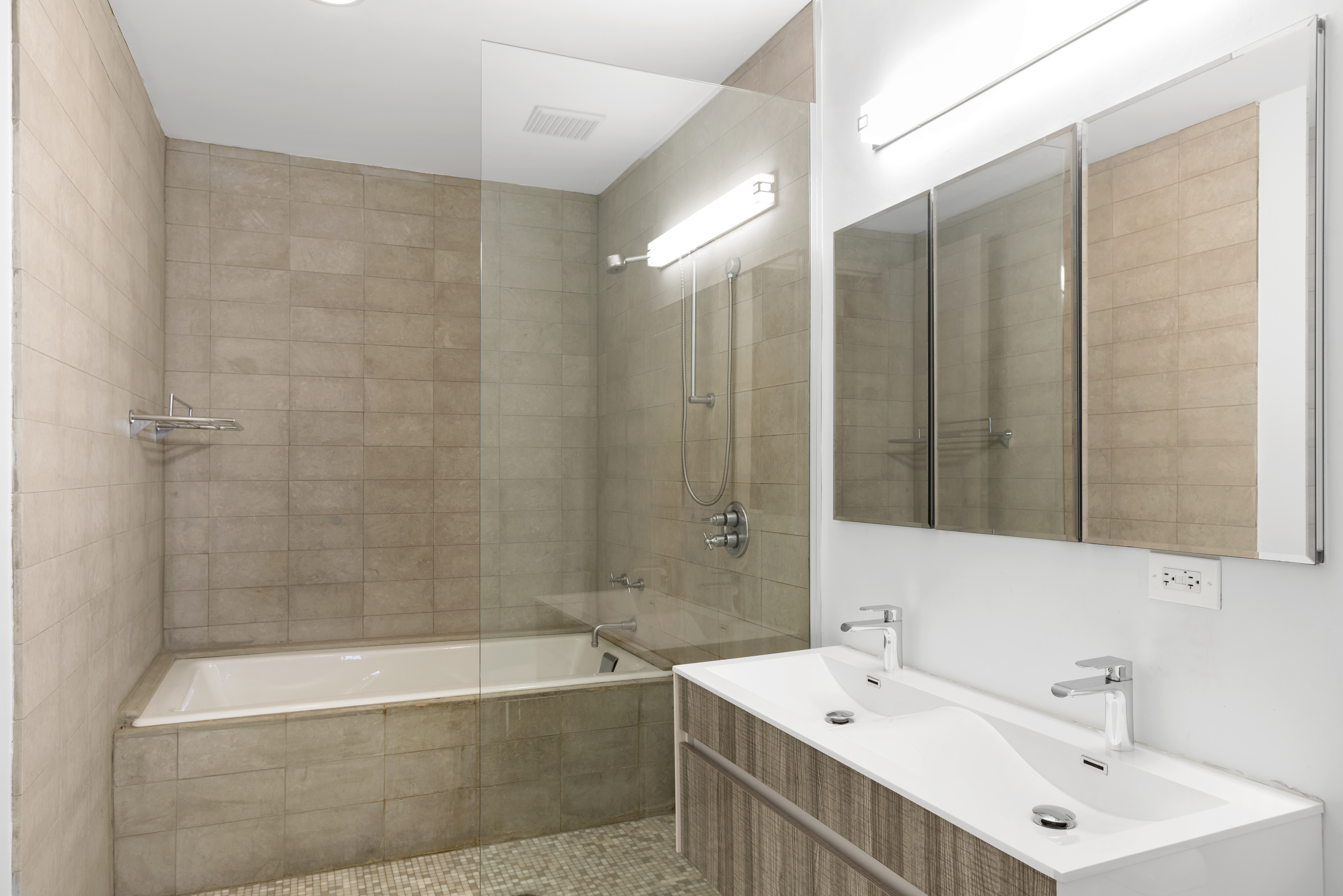 7 Wooster Street, Unit 4B Manhattan, NY 10013 - Photo 12 of 15