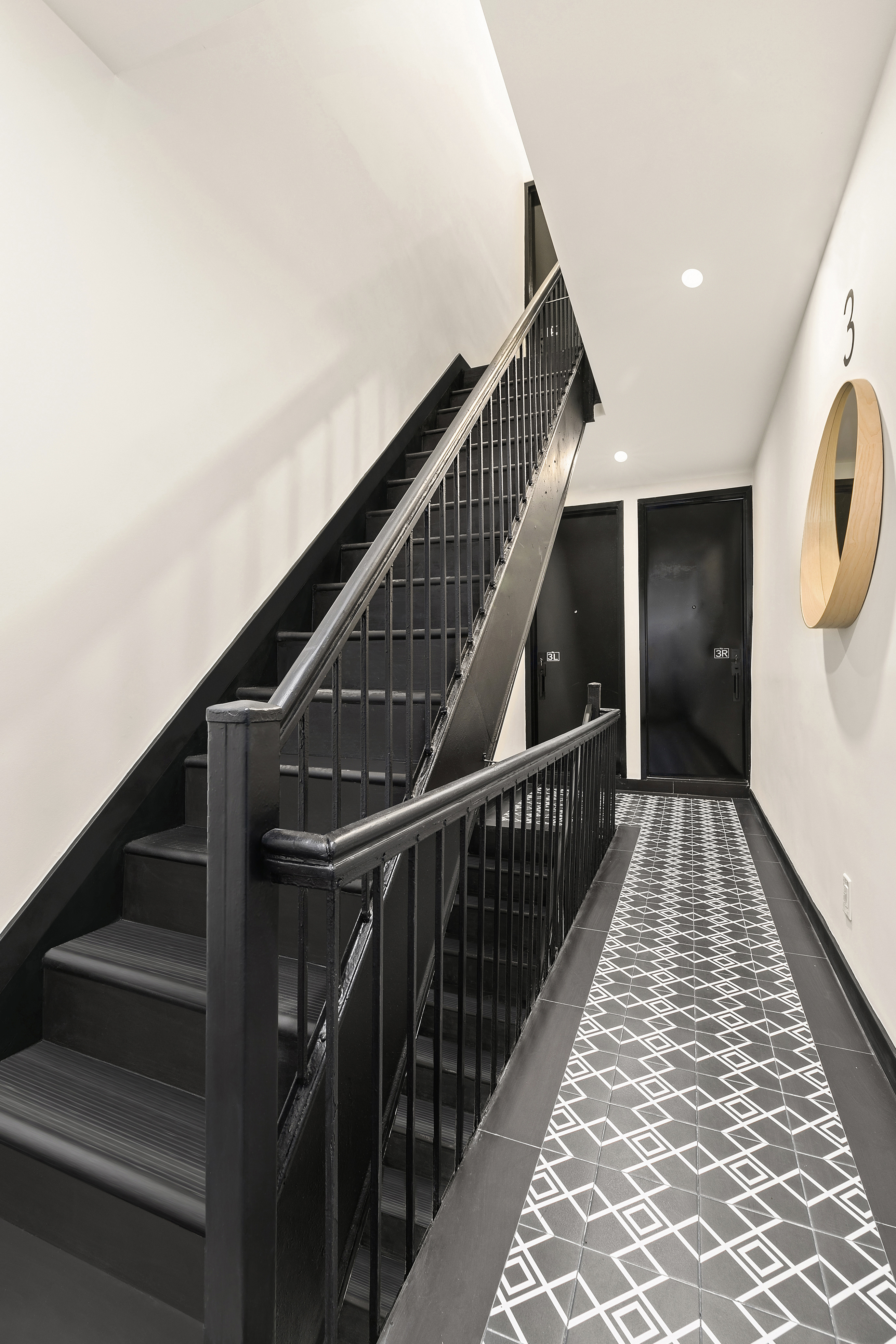 251-253 North 8th Street Brooklyn, NY 11211 - Photo 7 of 11 a view of entryway